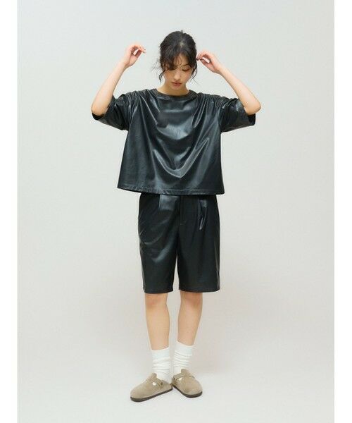 MIDIUMISOLID / ミディウミソリッド その他パンツ | MIDIUMISOLID for Ladies シンセティックレザーショートパンツ | 詳細10