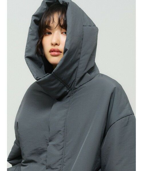 MIDIUMISOLID / ミディウミソリッド その他アウター | MIDIUMISOLID フード付きパディングブルゾン | 詳細14