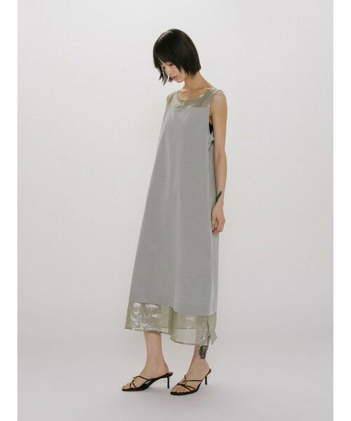 MIDIUMISOLID / ミディウミソリッド ロング・マキシ丈ワンピース | MIDIUMISOLID for Ladies 箔プリントオーガンジーノースリーブワンピース（ブルーグレー(color90)）