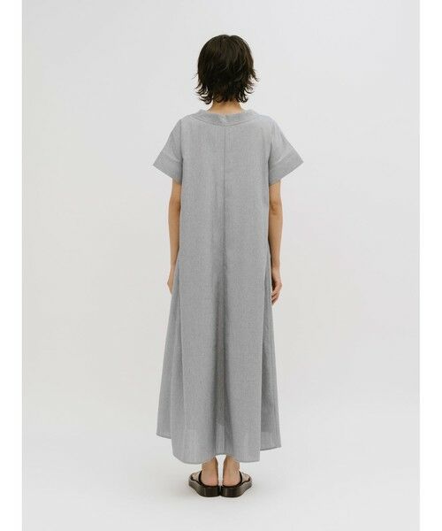 MIDIUMISOLID / ミディウミソリッド ロング・マキシ丈ワンピース | MIDIUMISOLID for Ladies リネンライクVネックフレアワンピース | 詳細6