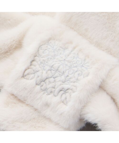 missel / ミゼール マフラー・ショール・スヌード・ストール | 【洗える・別注・大きいサイズ】刺繍入りフェイクファーマフラー | 詳細2