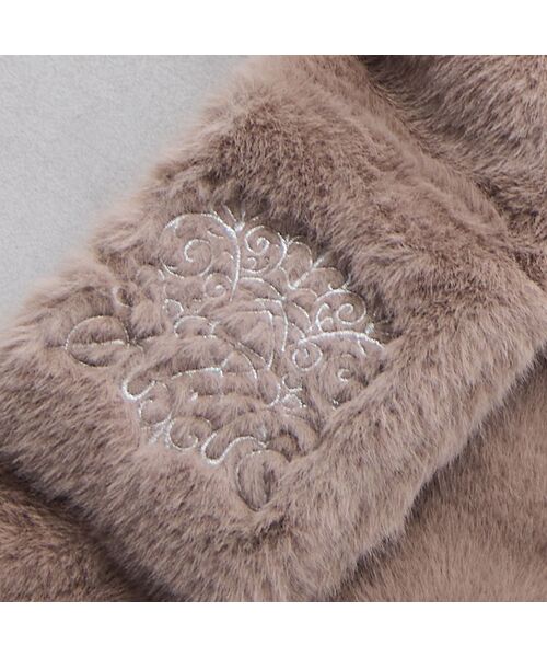 missel / ミゼール マフラー・ショール・スヌード・ストール | 【洗える・別注・大きいサイズ】刺繍入りフェイクファーマフラー | 詳細9