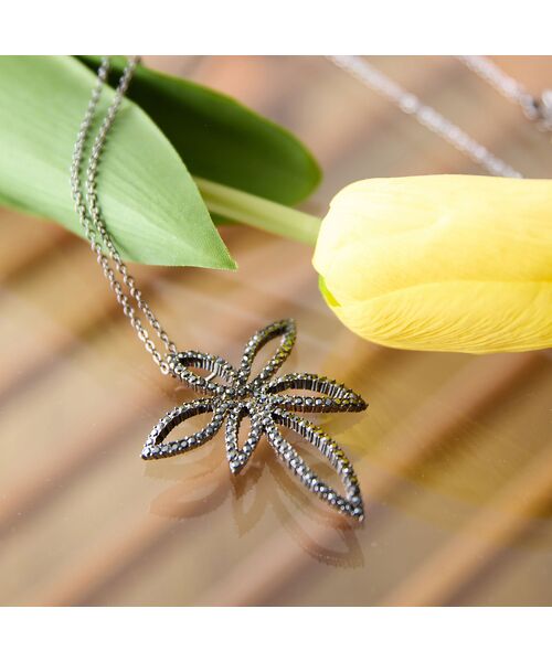 missel / ミゼール ネックレス・ペンダント・チョーカー | ブラックフラワーネックレス（ブラック）