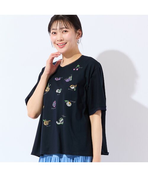 missel / ミゼール カットソー | 【洗える・日本製・L~4Lサイズ】フルーツ刺繍Tシャツ(ダークブルー)