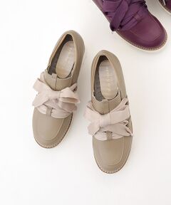 人気のリボンが大人かわいいシューズをご紹介します