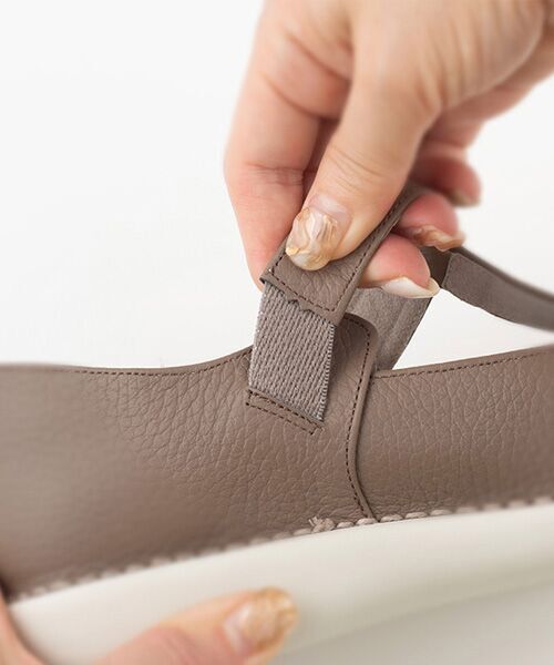 Miss Kyouko / ミスキョウコ フラットシューズ | the GARDEN STORY 4E Tストラップシューズ | 詳細17