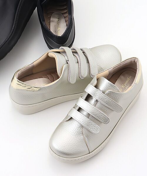 Miss Kyouko / ミスキョウコ スニーカー | Miss Kyouko 4E 3本ベルトオパンケスニーカー（シャンパン）