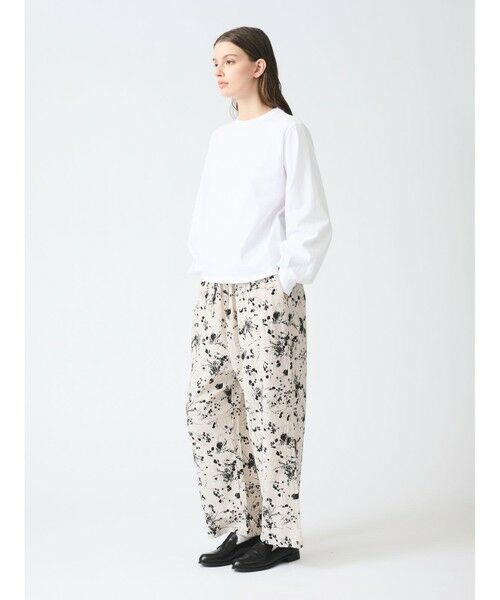 新品・タグ付き♡リネンレーヨンリーフプリントパンツ リネンレーヨンリーフプリントパンツ