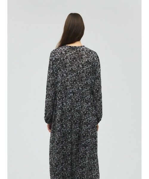 mizuiro ind / ミズイロインド ロング・マキシ丈ワンピース | mizuiro ind フラワープリントシャツワンピース | 詳細9
