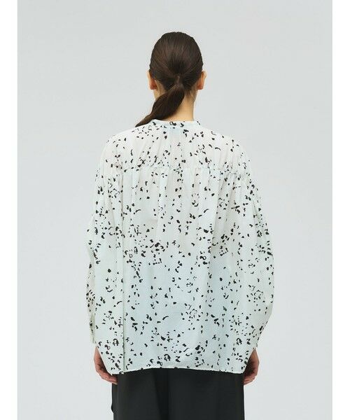 mizuiro ind / ミズイロインド シャツ・ブラウス | mizuiro ind プリントバックギャザーシャツ | 詳細13