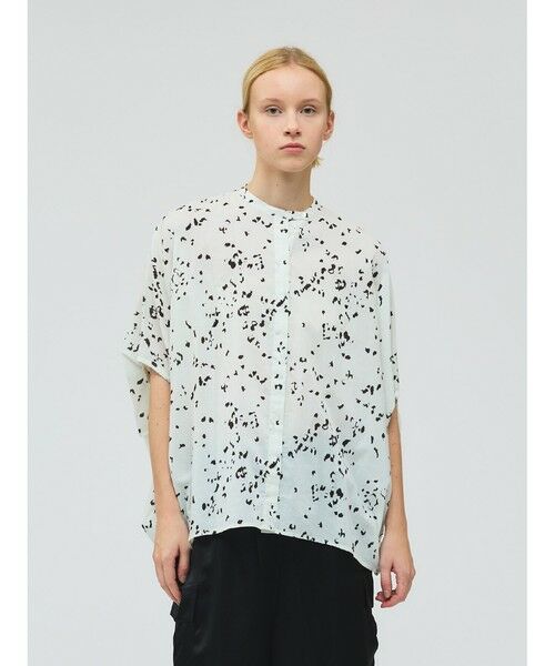 mizuiro ind / ミズイロインド シャツ・ブラウス | mizuiro ind プリントスタンドカラーコクーンシャツ（アイボリー(color12)）