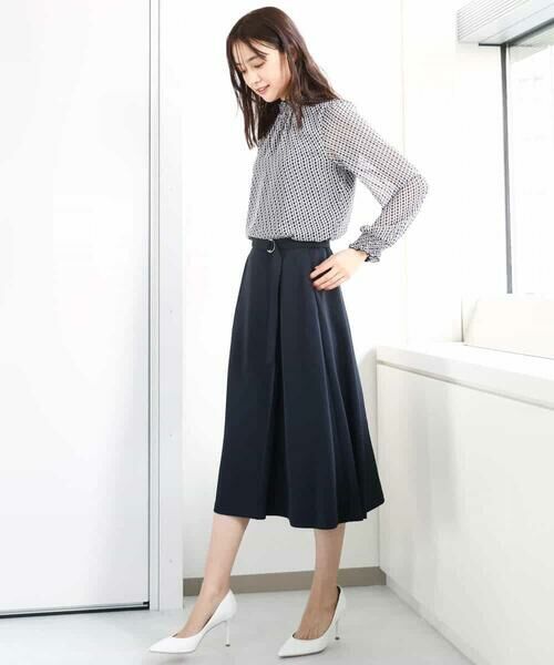 MK MICHEL KLEIN / エムケーミッシェルクラン シャツ・ブラウス | 幾何柄シフォンスタンドカラーブラウス/洗える | 詳細15