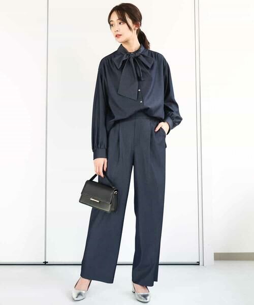 MK MICHEL KLEIN / エムケーミッシェルクラン シャツ・ブラウス | ボウタイ付きデニムライクバンドカラーブラウス/洗える | 詳細3