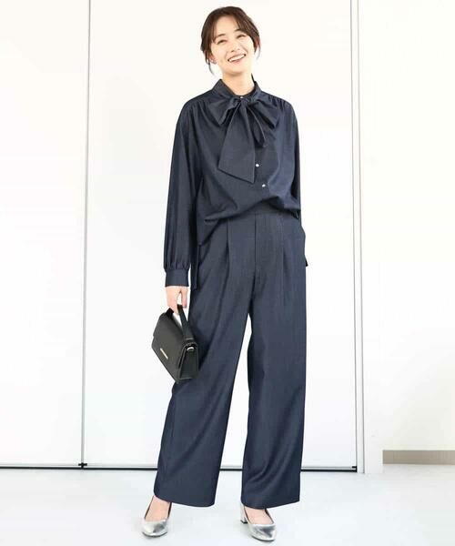 MK MICHEL KLEIN / エムケーミッシェルクラン シャツ・ブラウス | ボウタイ付きデニムライクバンドカラーブラウス/洗える | 詳細5