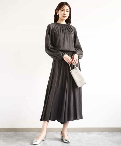 MK MICHEL KLEIN / エムケーミッシェルクラン シャツ・ブラウス | フリルネックデザインサテンブラウス/前後2way/接触冷感/洗える | 詳細13