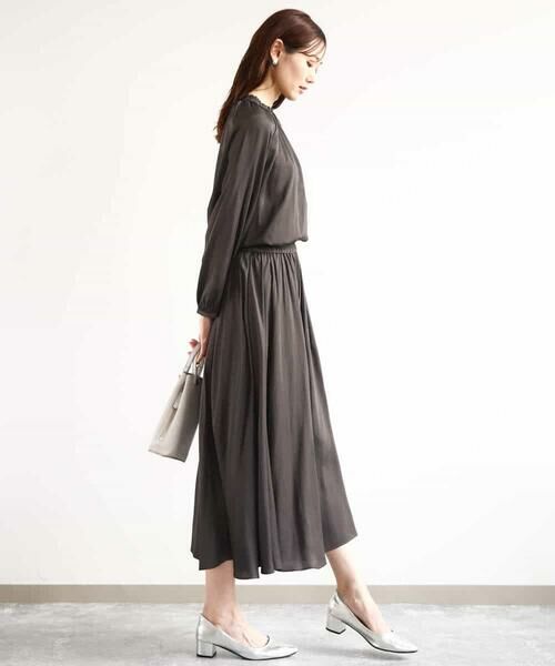 MK MICHEL KLEIN / エムケーミッシェルクラン シャツ・ブラウス | フリルネックデザインサテンブラウス/前後2way/接触冷感/洗える | 詳細15