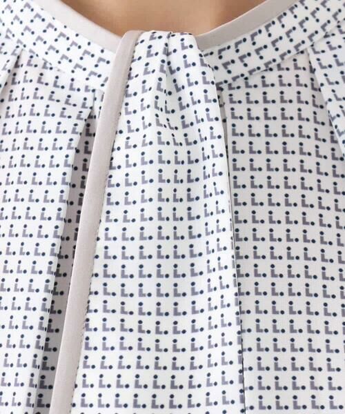 MK MICHEL KLEIN / エムケーミッシェルクラン シャツ・ブラウス | ドット幾何柄ボウタイ付きブラウス/洗える | 詳細22