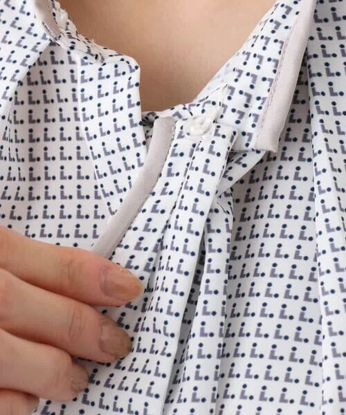 MK MICHEL KLEIN / エムケーミッシェルクラン シャツ・ブラウス | ドット幾何柄ボウタイ付きブラウス/洗える | 詳細25