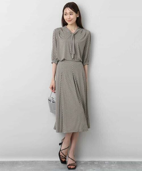 MK MICHEL KLEIN / エムケーミッシェルクラン カットソー | 幾何柄ボウタイジャージーカットソー/洗える | 詳細24