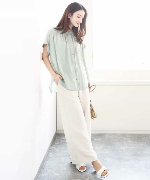 MK MICHEL KLEIN / エムケーミッシェルクラン シャツ・ブラウス | バンドカラーサテンブラウス/接触冷感/洗える | 詳細2