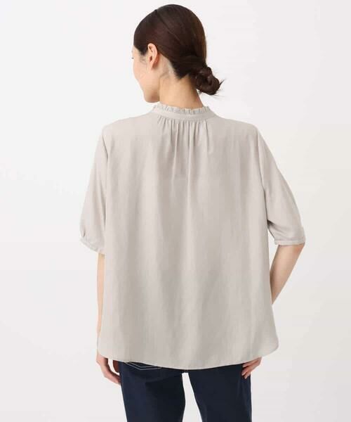 MK MICHEL KLEIN / エムケーミッシェルクラン シャツ・ブラウス | フリルネックデザインサテンブラウス/接触冷感/洗える | 詳細17