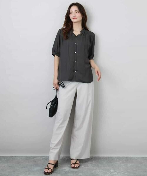 MK MICHEL KLEIN / エムケーミッシェルクラン シャツ・ブラウス | フリルネックデザインサテンブラウス/接触冷感/洗える | 詳細2