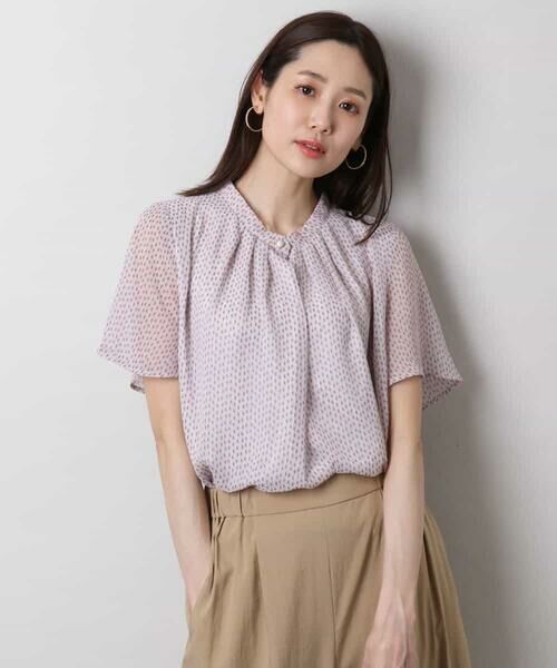 MK MICHEL KLEIN / エムケーミッシェルクラン シャツ・ブラウス | スクエアドット柄フレアスリーブブラウス/洗える（ライトグレー）