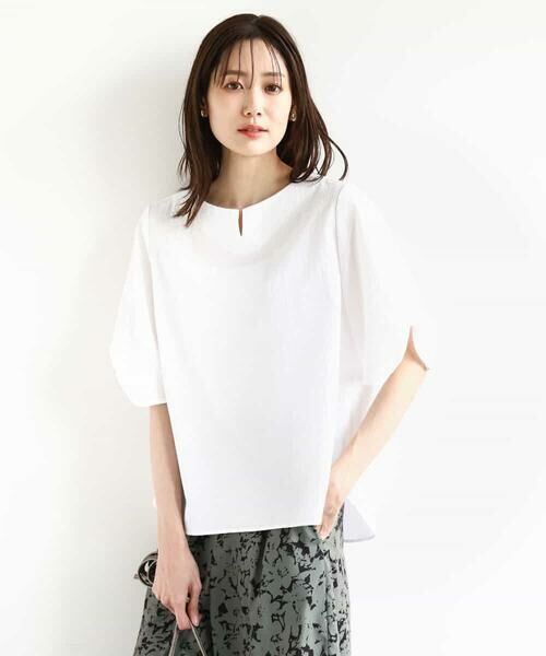 MK MICHEL KLEIN / エムケーミッシェルクラン シャツ・ブラウス | キーネックデザインブラウス/撥水/UVカット/洗える（ホワイト）