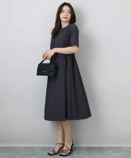 MK MICHEL KLEIN / エムケーミッシェルクラン ロング・マキシ丈ワンピース | サイドベルトデザイン ウエストタックストレッチワンピース/洗える | 詳細4