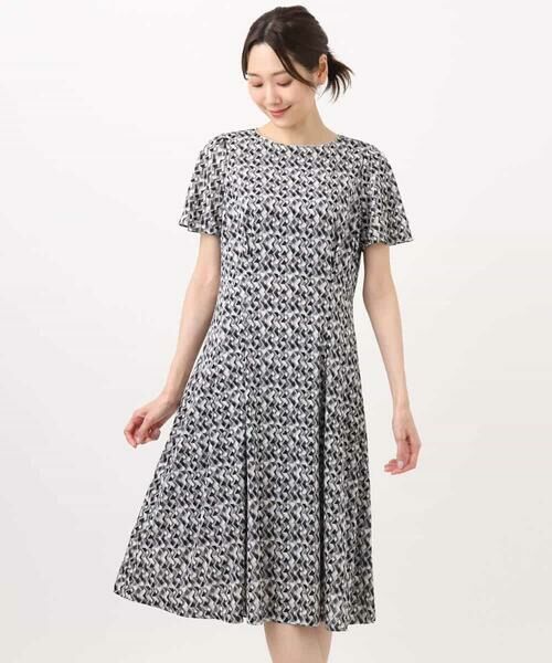 MK MICHEL KLEIN / エムケーミッシェルクラン ロング・マキシ丈ワンピース | ウエストタックジャージーワンピース（幾何柄・無地）/洗える | 詳細12