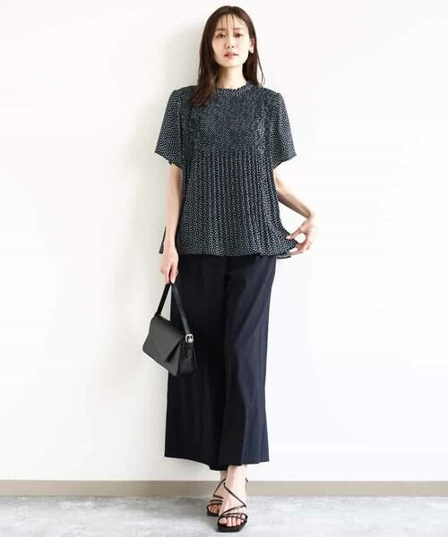 MK MICHEL KLEIN / エムケーミッシェルクラン シャツ・ブラウス | ランダムドット柄プリーツブラウス/洗える | 詳細4