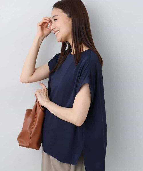 MK MICHEL KLEIN / エムケーミッシェルクラン シャツ・ブラウス | マットサテンTブラウス/接触冷感/洗える | 詳細1