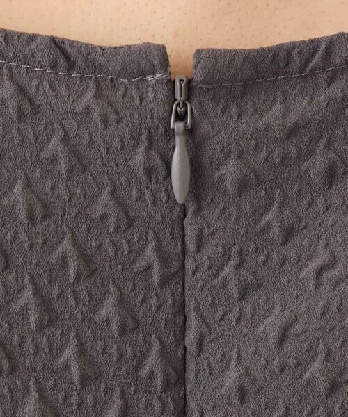 MK MICHEL KLEIN / エムケーミッシェルクラン シャツ・ブラウス | エンボス加工ペプラムブラウス/洗える | 詳細16