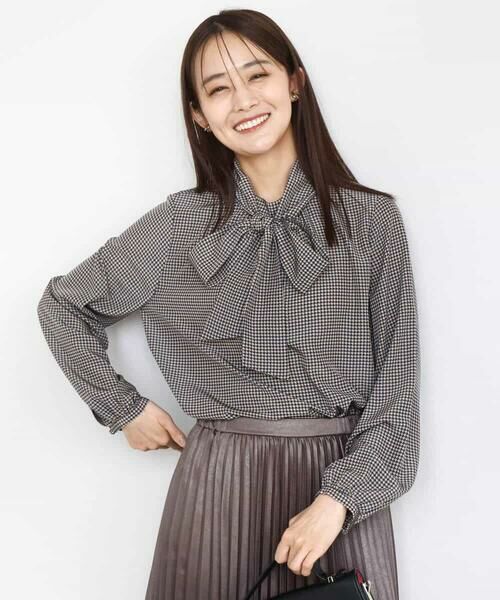 MK MICHEL KLEIN / エムケーミッシェルクラン シャツ・ブラウス | ボウタイ付き千鳥柄プリントブラウス/洗える | 詳細1
