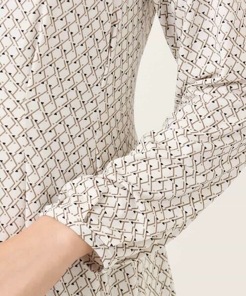 MK MICHEL KLEIN / エムケーミッシェルクラン ロング・マキシ丈ワンピース | タックデザイン幾何柄ワンピース/洗える | 詳細16