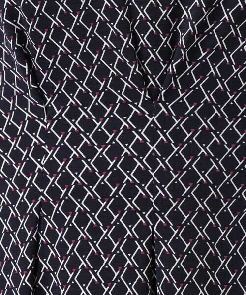 MK MICHEL KLEIN / エムケーミッシェルクラン ロング・マキシ丈ワンピース | タックデザイン幾何柄ワンピース/洗える | 詳細20