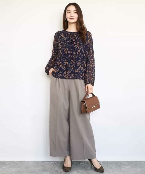 MK MICHEL KLEIN / エムケーミッシェルクラン シャツ・ブラウス | レトロ花柄ブラウス/洗える | 詳細9