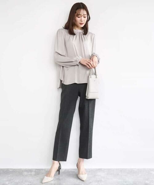 MK MICHEL KLEIN / エムケーミッシェルクラン シャツ・ブラウス | 起毛サテンバンドカラーギャザーブラウス/洗える | 詳細11