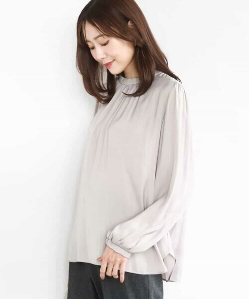 MK MICHEL KLEIN / エムケーミッシェルクラン シャツ・ブラウス | 起毛サテンバンドカラーギャザーブラウス/洗える | 詳細8