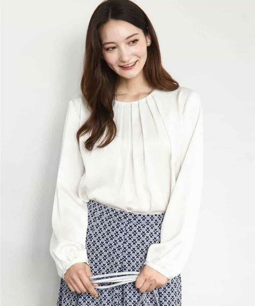 MK MICHEL KLEIN / エムケーミッシェルクラン シャツ・ブラウス | ウェーブサテンタックディティールブラウス/洗える | 詳細1