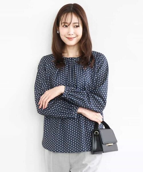 MK MICHEL KLEIN / エムケーミッシェルクラン シャツ・ブラウス | ボウタイ風幾何柄ブラウス/洗える | 詳細1