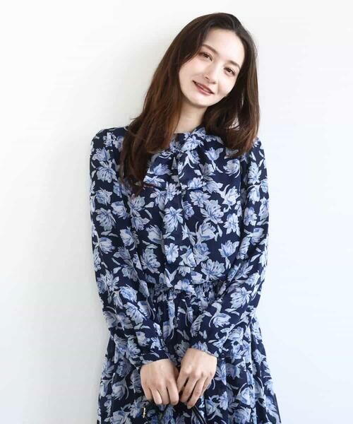 MK MICHEL KLEIN / エムケーミッシェルクラン シャツ・ブラウス | ボウタイ付き花柄シフォンブラウス/洗える | 詳細1