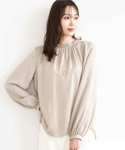 MK MICHEL KLEIN / エムケーミッシェルクラン シャツ・ブラウス | サテンフリルネックブラウス/接触冷感/UVカット/洗える（ベージュ）