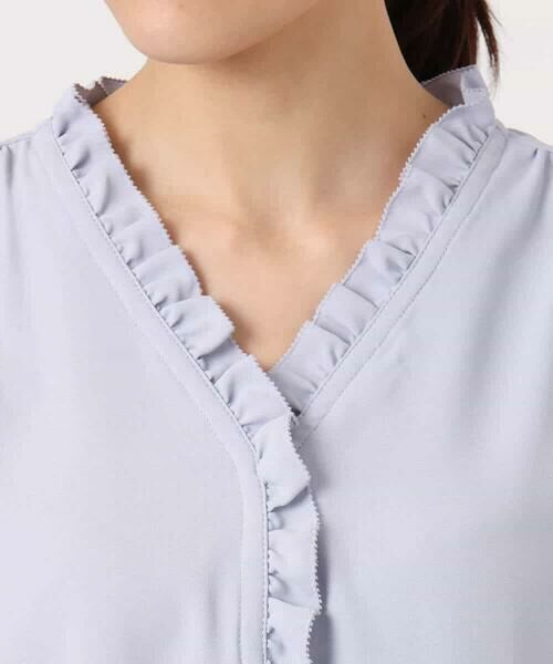 MK MICHEL KLEIN / エムケーミッシェルクラン シャツ・ブラウス | Vネックミニフリルブラウス/洗える | 詳細23