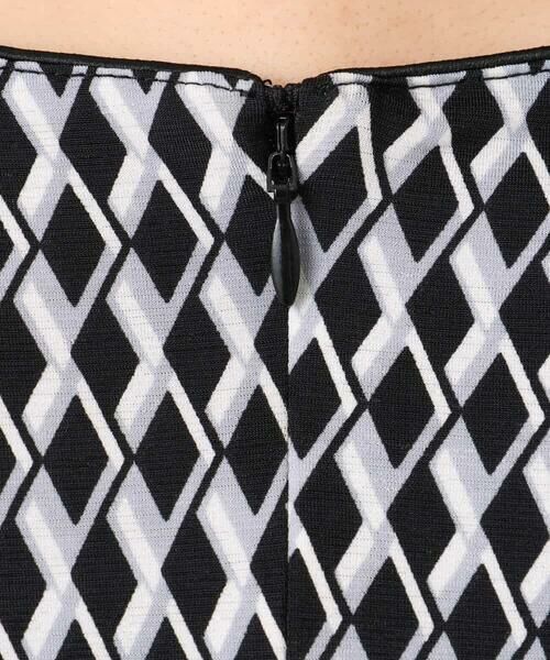 MK MICHEL KLEIN / エムケーミッシェルクラン ロング・マキシ丈ワンピース | [Iイージーケア]幾何柄ジャージーワンピース/洗える | 詳細17