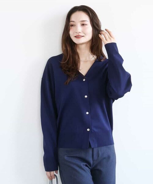 MK MICHEL KLEIN / エムケーミッシェルクラン カーディガン・ボレロ | ドット釦Vネックカーディガン(無地・ボーダー)/洗える（ネイビー（無地））