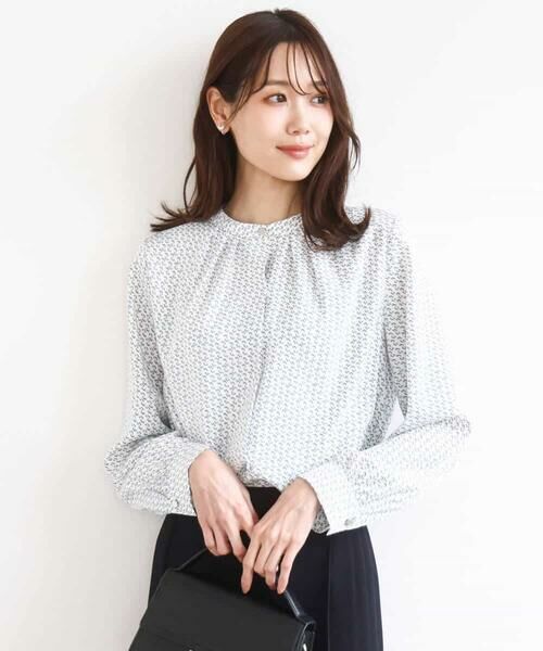 MK MICHEL KLEIN / エムケーミッシェルクラン シャツ・ブラウス | 幾何柄バンドカラーブラウス/洗える | 詳細1