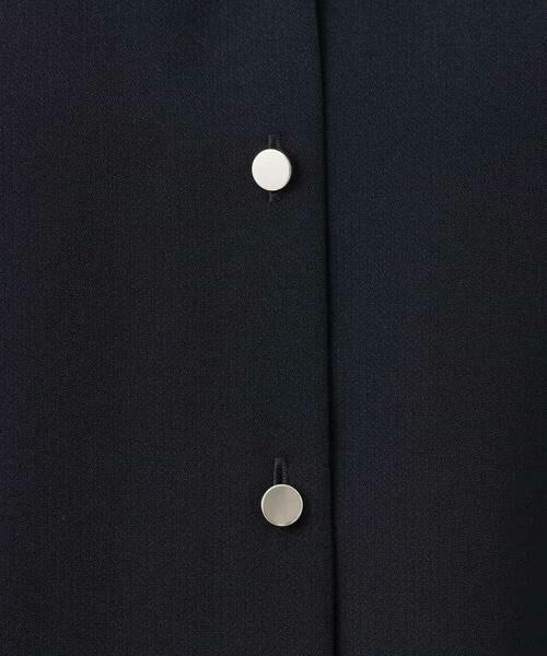 MK MICHEL KLEIN / エムケーミッシェルクラン シャツ・ブラウス | Vネックサテンブラウス/洗える | 詳細24