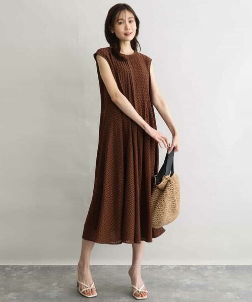 MK MICHEL KLEIN / エムケーミッシェルクラン ロング・マキシ丈ワンピース | [洗える]幾何柄レースAラインワンピース | 詳細3