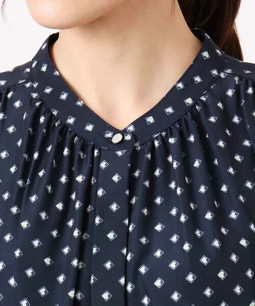 MK MICHEL KLEIN / エムケーミッシェルクラン シャツ・ブラウス | [UVカット/接触冷感/洗える]フレアスリーブ幾何柄ブラウス | 詳細12